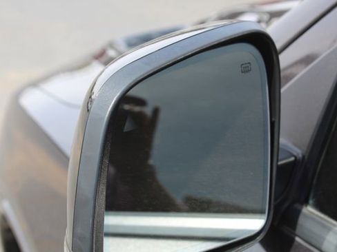 Used 2021 Dodge Durango R/T w/ Technology Group RWD image 15