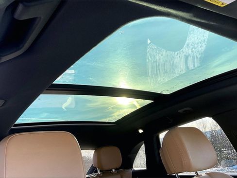 Used 2018 Porsche Macan image 19