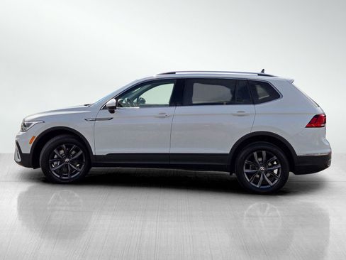Used 2024 Volkswagen Tiguan Wolfsburg Edition AWD/4WD image 7