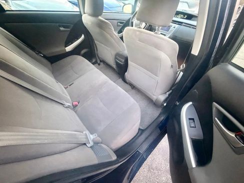 Used 2012 Toyota Prius One image 8