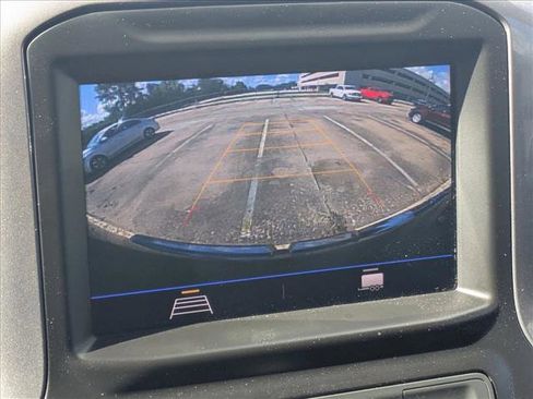 Used 2020 GMC Sierra 1500 4x4 Crew Cab w/ Sierra Value Package image 14