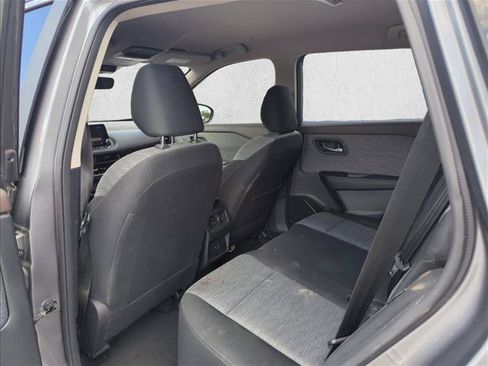Used 2023 Nissan Rogue SV FWD image 17