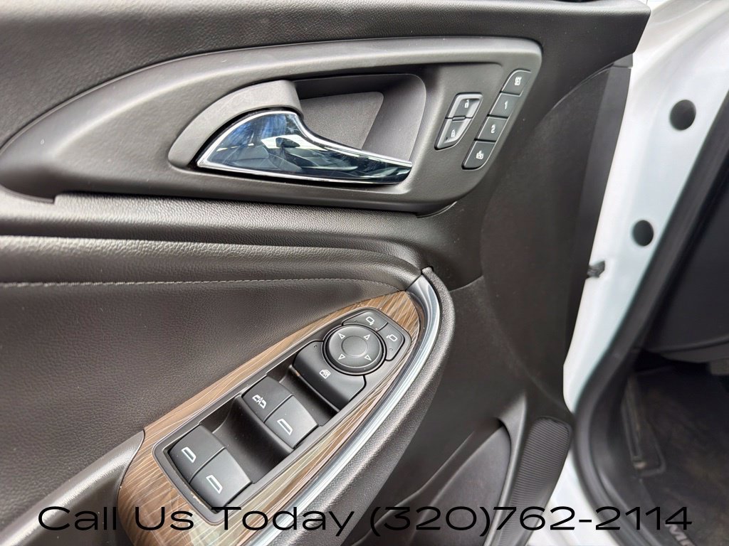 Used 2017 Chevrolet Malibu Premier w/ Premier Sun and Wheel Package FWD image 15