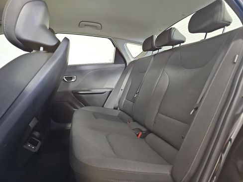 Used 2025 Kia K4 FWD image 13