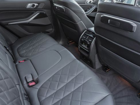 Certified 2025 BMW X5 xDrive40i w/ Climate Comfort Package image 37