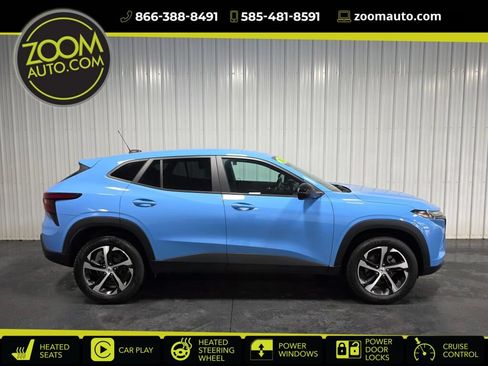 Used 2024 Chevrolet Trax RS w/ Driver Confidence Package FWD image 1