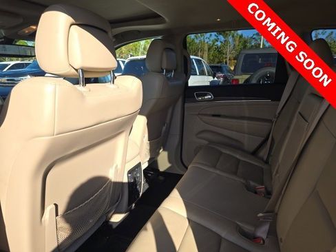 Certified 2019 Jeep Grand Cherokee Limited image 3