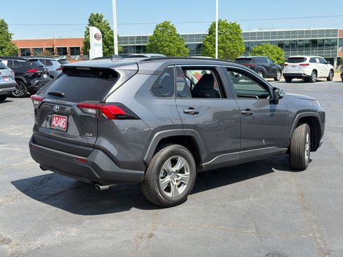 Used 2024 Toyota RAV4 XLE AWD/4WD image 8