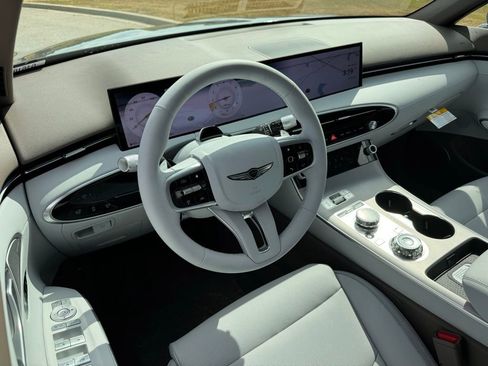New 2026 Genesis GV70 2.5T Advanced AWD/4WD image 2
