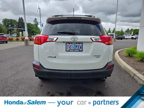 Used 2014 Toyota RAV4 Limited w/ Technology Package AWD/4WD image 5