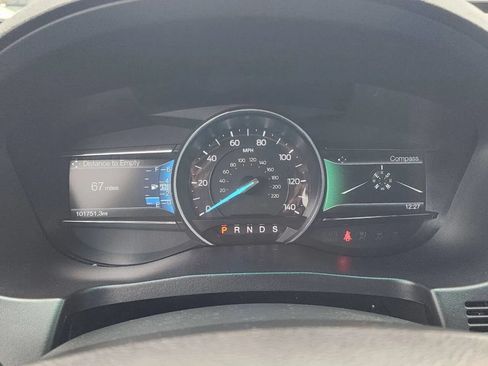Used 2016 Ford Explorer XLT w/ Equipment Group 202A AWD/4WD image 20