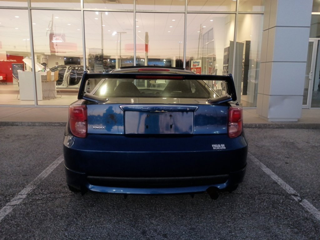 Used 2004 Toyota Celica GT FWD image 5