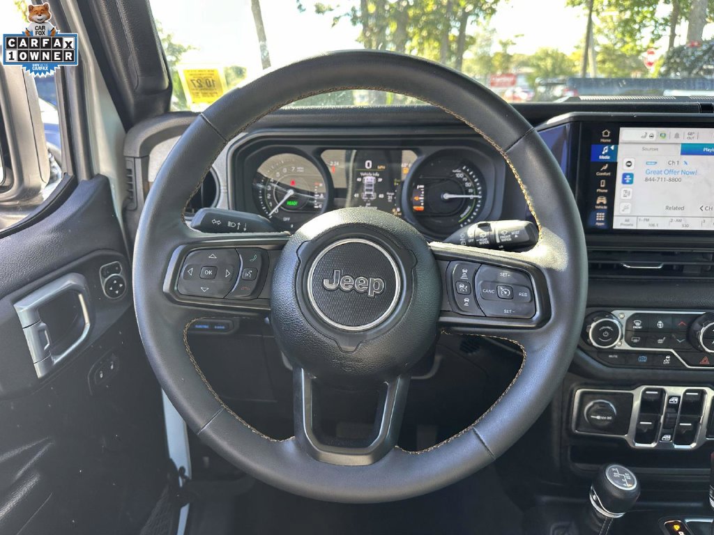 Used 2024 Jeep Wrangler Unlimited w/ Convenience Group AWD/4WD image 13