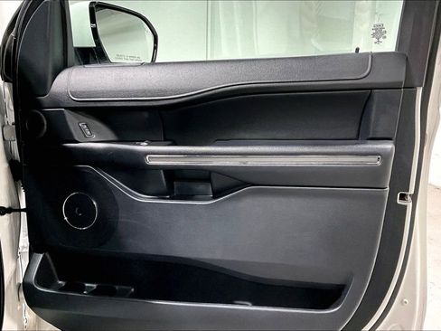 Used 2020 Ford Expedition XLT w/ Equipment Group 201A image 22