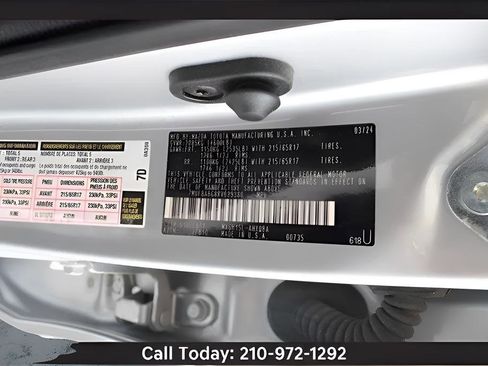 Used 2024 Toyota Corolla Cross AWD Hybrid image 27