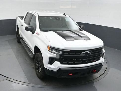 Used 2024 Chevrolet Silverado 1500 LT Trail Boss w/ Protection Package AWD/4WD image 36
