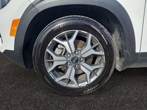 Used 2021 Kia Seltos EX AWD/4WD image 14