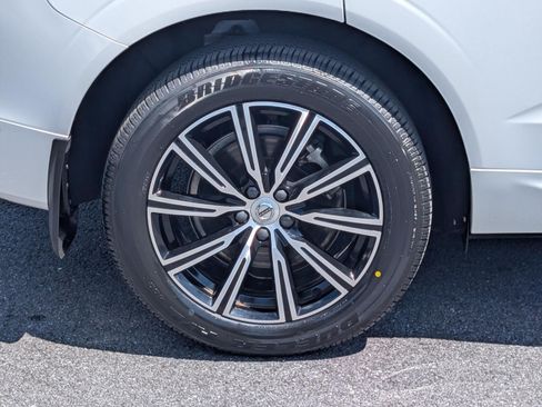 Used 2020 Volvo XC60 T6 Inscription AWD/4WD image 9