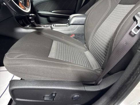 Used 2023 Dodge Charger SXT image 14