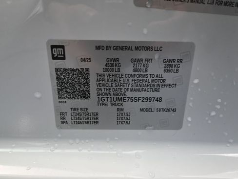 Used 2025 GMC Sierra 2500 SLE image 48