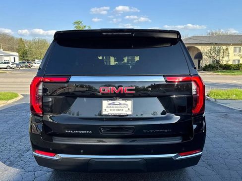 Used 2026 GMC Yukon Elevation AWD/4WD image 12