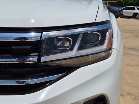 Used 2021 Volkswagen Atlas SE FWD image 33