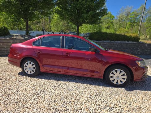 Used 2016 Volkswagen Jetta S FWD image 8