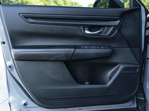Used 2025 Honda CR-V EX image 35