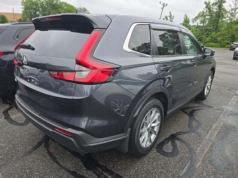 Used 2023 Honda CR-V EX image 4