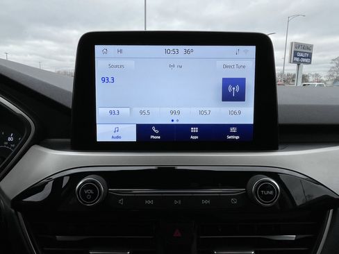 Used 2022 Ford Escape SE w/ Cold Weather Package image 27