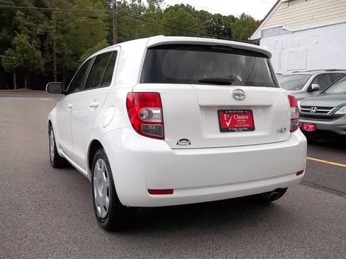 Used 2013 Scion xD FWD image 2