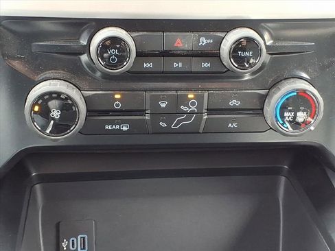 Used 2025 Ford F350 XLT AWD/4WD image 16
