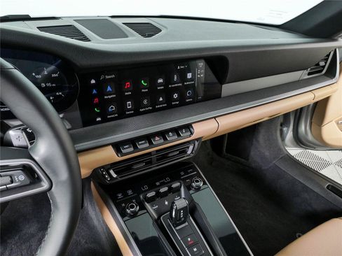 Certified 2022 Porsche 911 Carrera RWD image 13