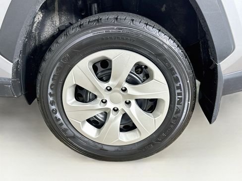 Used 2024 Toyota RAV4 LE FWD image 11