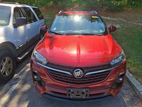 Used 2023 Buick Encore GX Select w/ Sport Touring Package FWD image 2
