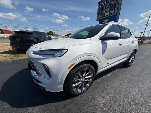 Used 2026 Buick Encore GX Avenir w/ Avenir Convenience Package AWD/4WD image 8