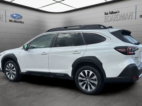 Used 2025 Subaru Outback Limited AWD/4WD image 8
