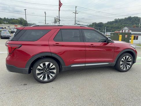 Used 2026 Ford Explorer Platinum w/ LUX Leather Package AWD/4WD image 3