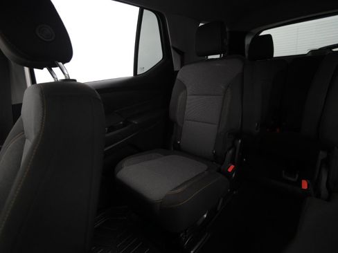 Used 2018 Chevrolet Traverse LT image 38