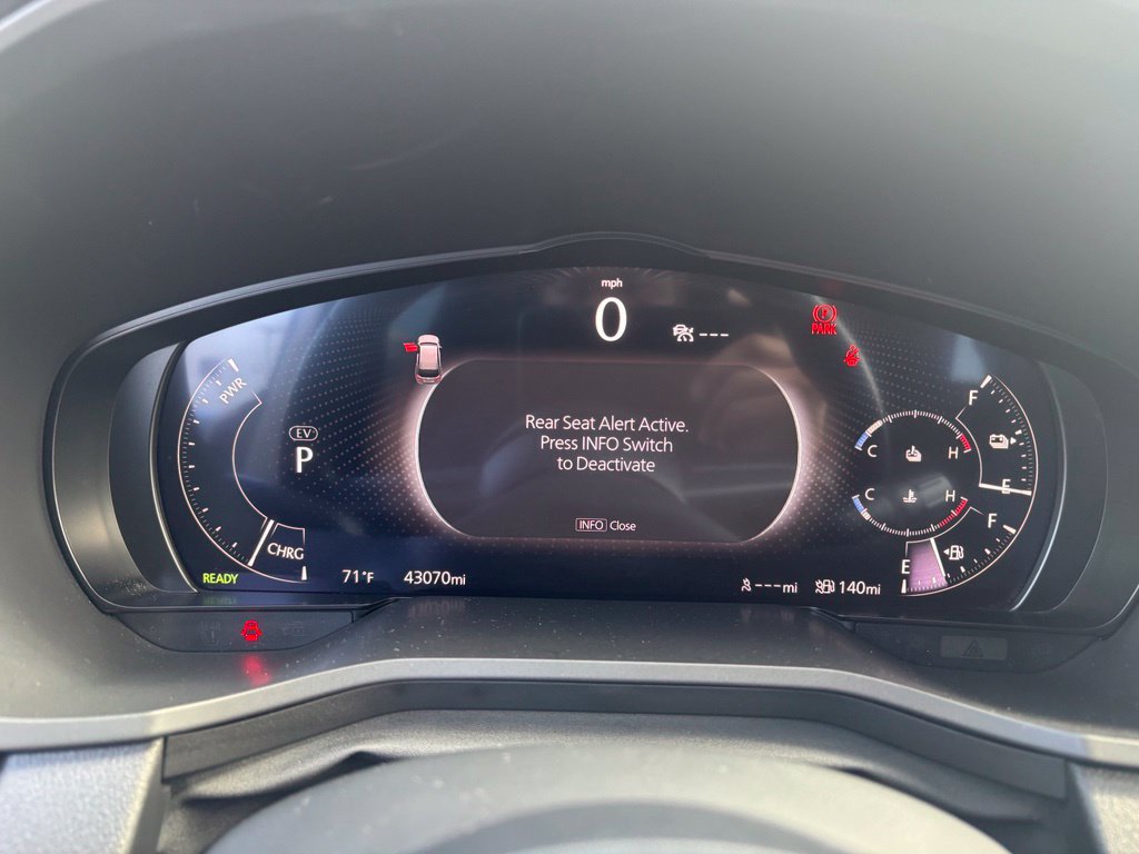 Used 2025 MAZDA CX-90 Plug-In Hybrid w/ Preferred AWD/4WD image 12