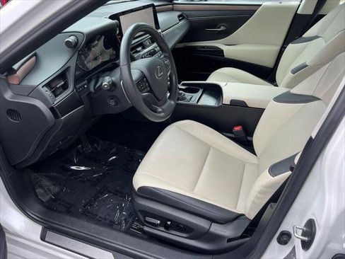 Certified 2023 Lexus ES 350 w/ Premium Package image 10