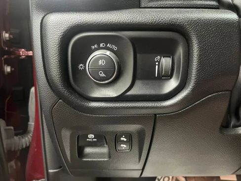 Used 2022 RAM 1500 Big Horn AWD/4WD image 25