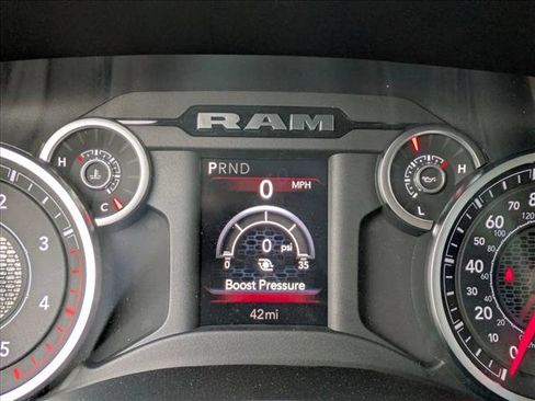 New 2025 RAM 2500 Big Horn image 12