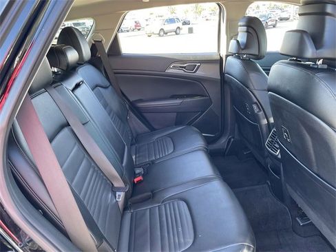 Used 2023 Kia Sportage SX image 28
