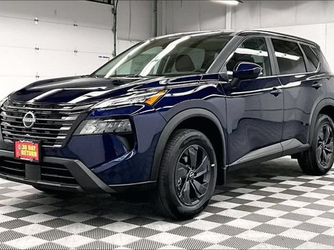 New 2026 Nissan Rogue SV AWD/4WD image 2