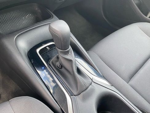 Used 2023 Toyota Corolla LE image 19