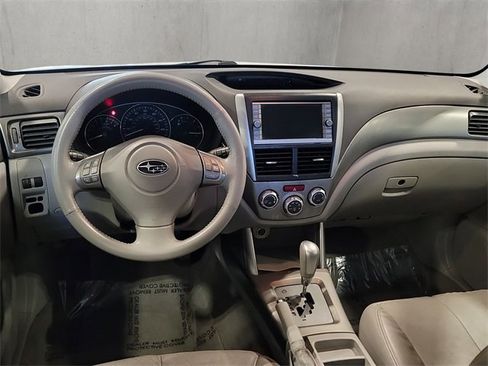Used 2010 Subaru Forester 2.5X Limited image 17