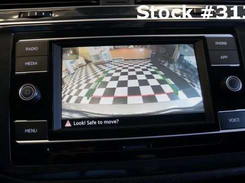 Certified 2024 Volkswagen Tiguan S image 17