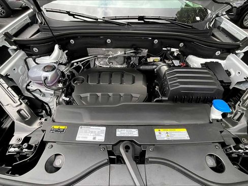 New 2026 Volkswagen Atlas SE image 16