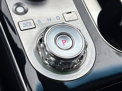 Certified 2026 Genesis GV70 2.5T AWD/4WD image 34